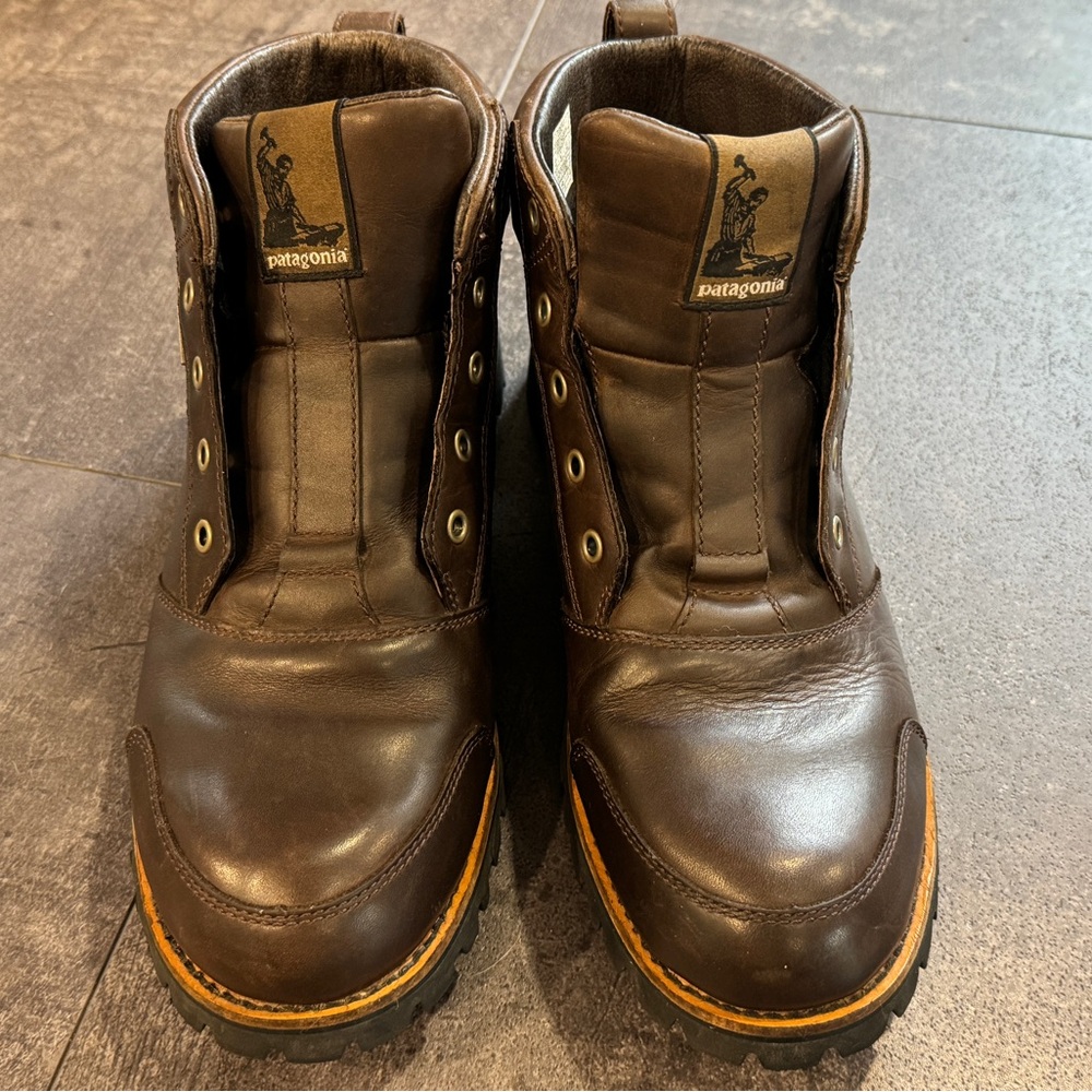 Patagonia Tin Shed Gore-Tex waterproof “espresso” color